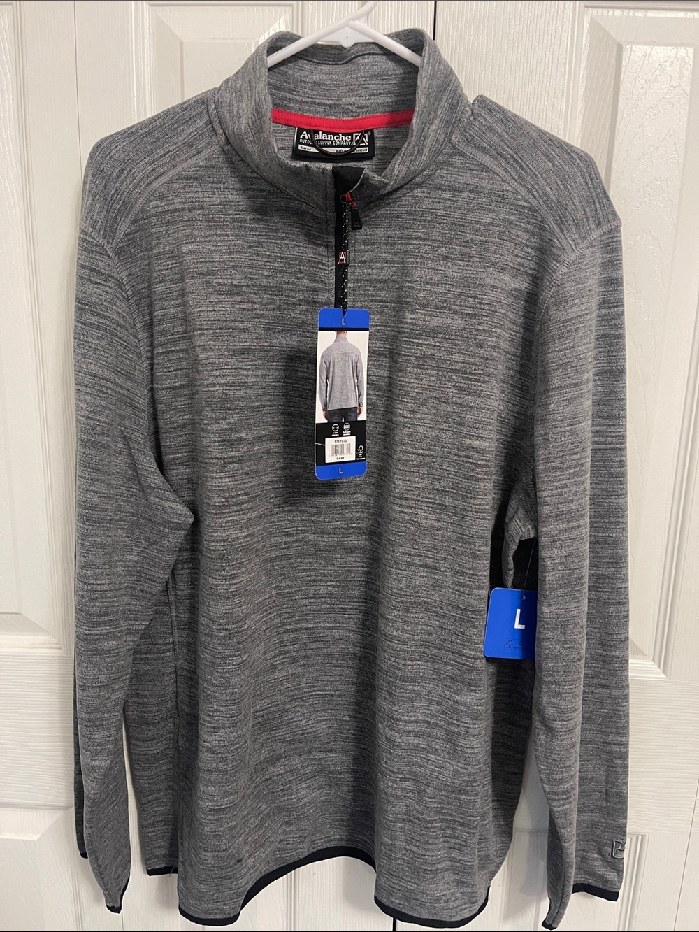 Avalanche Men’s Heather Grey Zip-Up Pullover